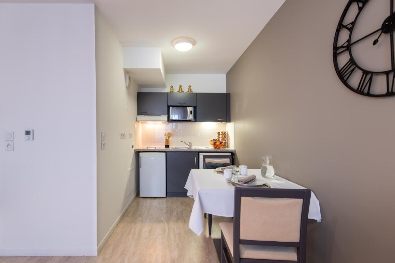 Terres De France - Appart Hotel Rouen Flaubert ภายนอก รูปภาพ