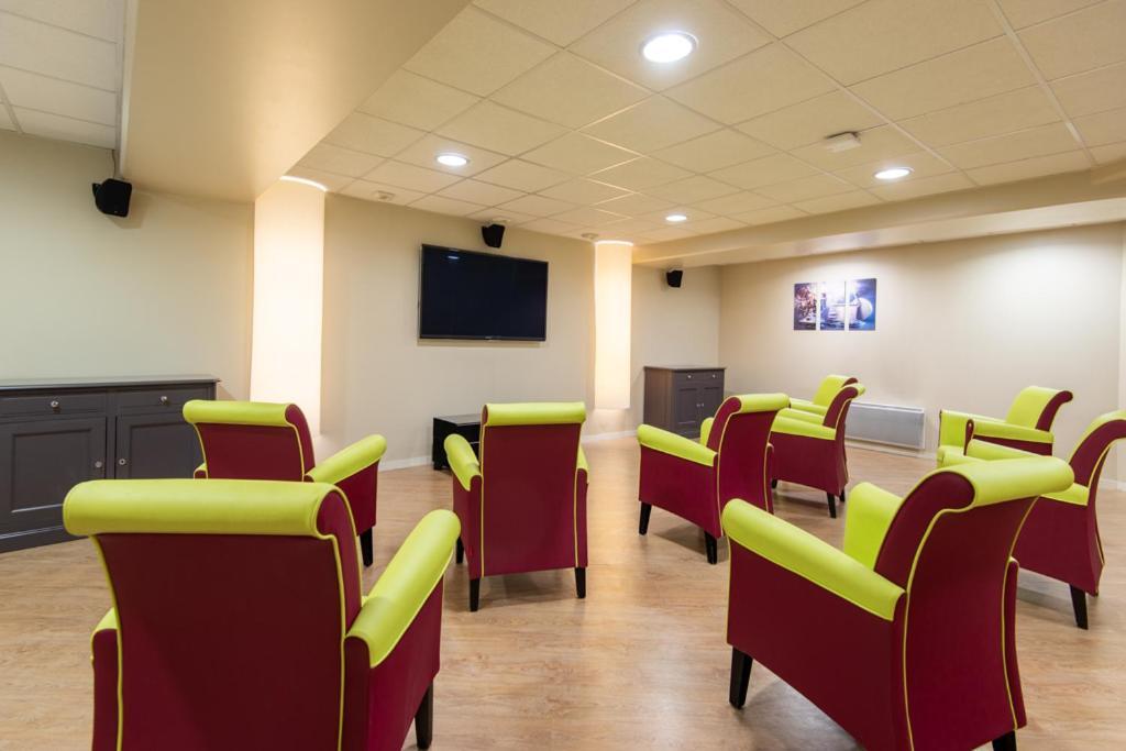 Terres De France - Appart Hotel Rouen Flaubert ภายนอก รูปภาพ
