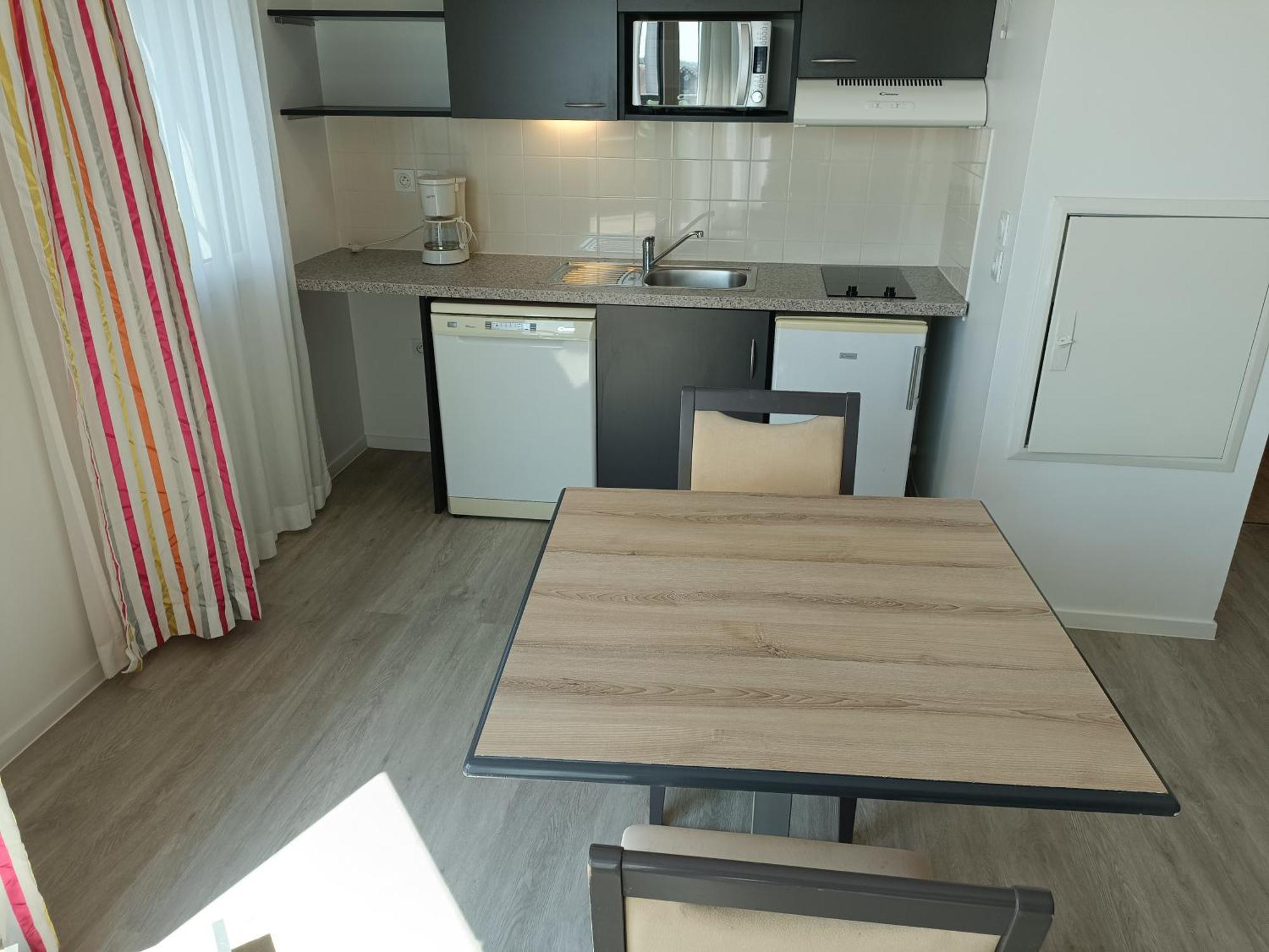 Terres De France - Appart Hotel Rouen Flaubert ภายนอก รูปภาพ