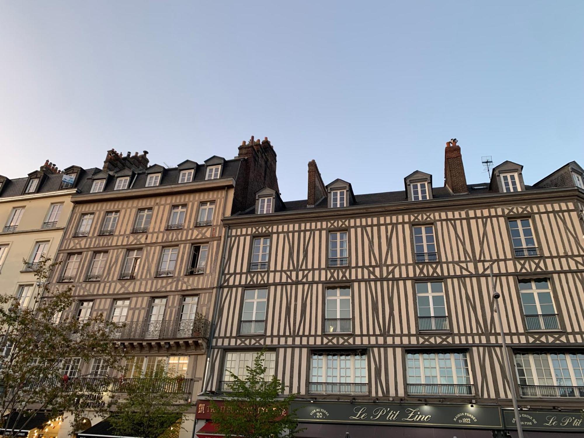 Terres De France - Appart Hotel Rouen Flaubert ภายนอก รูปภาพ